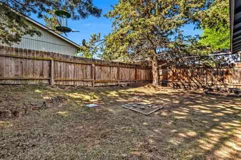 Exterior - Undisclosed, Bend, OR 97701 photo 8 of 11