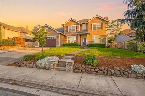 2258 Gene Cameron Way, Medford, OR 97504