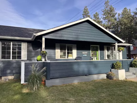 108 N Dark Horse Ln, Sisters, OR 97759