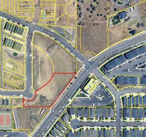 3980 SW Badger Ave, Redmond, OR 97756