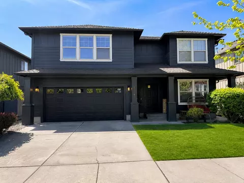 21163 Clairaway Ave, Bend, OR 97702