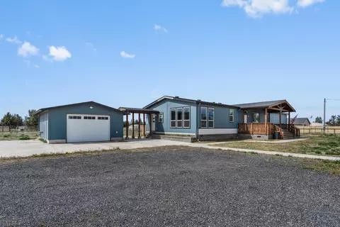 4317 SE Tillamook Loop, Prineville, OR 97754