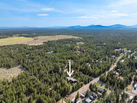 View/Area - 52140 Elderberry Ln, La Pine, OR 97739 photo 2 of 2