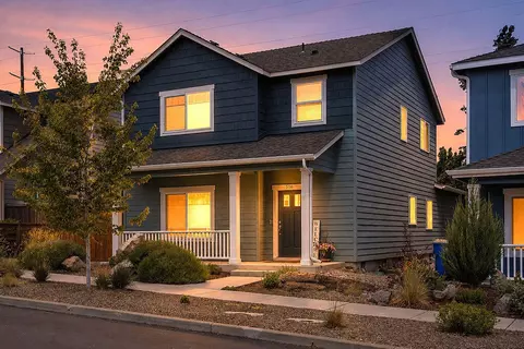 516 SE Gleneden Pl, Bend, OR 97702