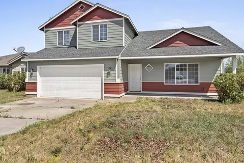 585 NE Redwood Ave, Redmond, OR 97756
