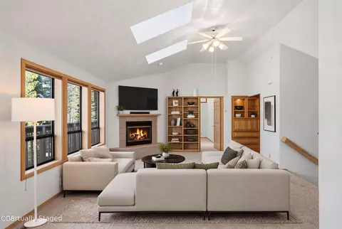 18210 Ollalie Ln, Sunriver, OR 97707