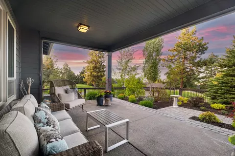 Exterior - 3158 NW Hidden Ridge Dr, Bend, OR 97703 photo 8 of 15