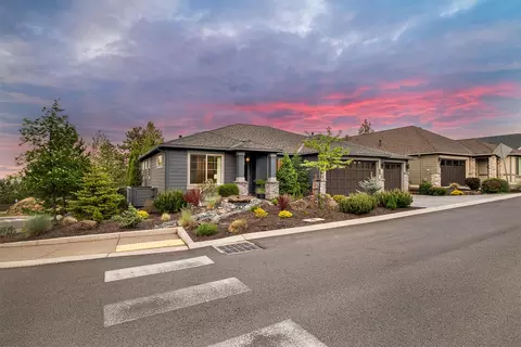 Exterior - 3158 NW Hidden Ridge Dr, Bend, OR 97703 photo 14 of 15
