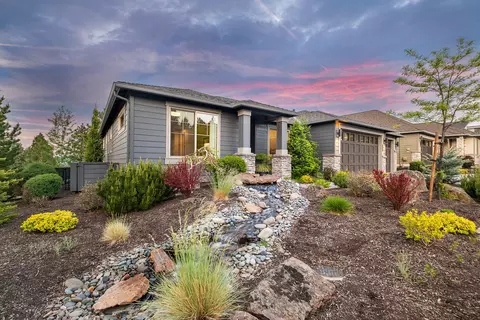Exterior - 3158 NW Hidden Ridge Dr, Bend, OR 97703 photo 11 of 15
