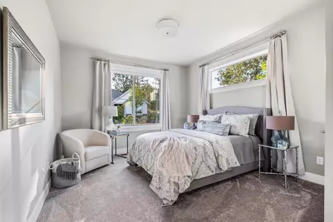 Bedroom - 3158 NW Hidden Ridge Dr, Bend, OR 97703 photo 1 of 3