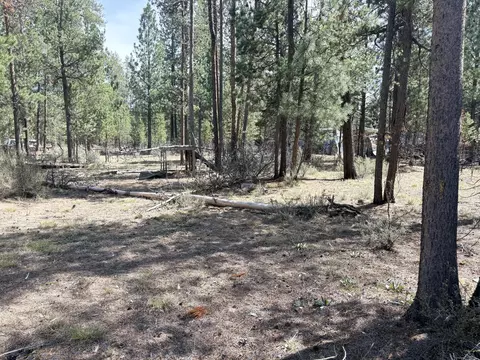 1548 Cheryl Dr, La Pine, OR 97739 photo 3