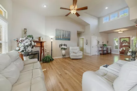 Other - 128 Oak Point Dr, Eagle Point, OR 97524 photo 5 of 10