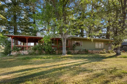 3520 Redwood, Grants Pass, OR 97527