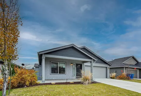 728 NE Brookstone Dr, Prineville, OR 97754