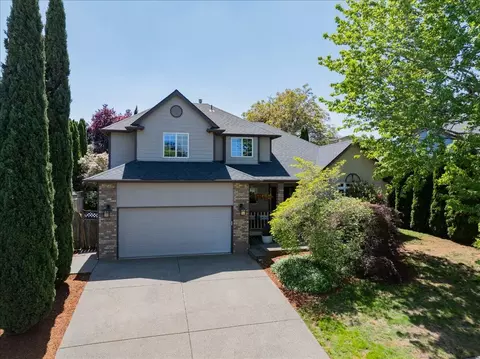 2696 Eastlake Dr SE, Salem, OR 97306