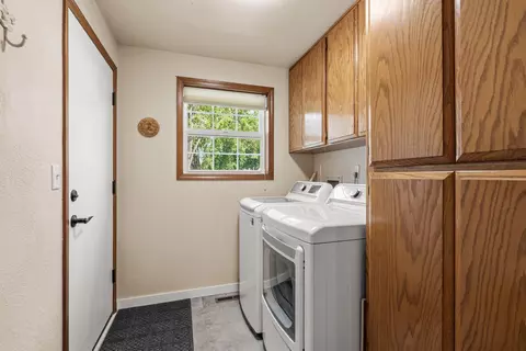 Other - 184 Meadow View Dr, Phoenix, OR 97535 photo 8 of 11