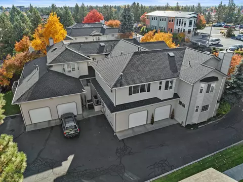 View/Area - 2422 NE Conners Ave, Bend, OR 97701 photo 3 of 5