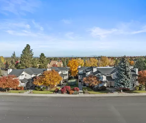 View/Area - 2422 NE Conners Ave, Bend, OR 97701 photo 1 of 5