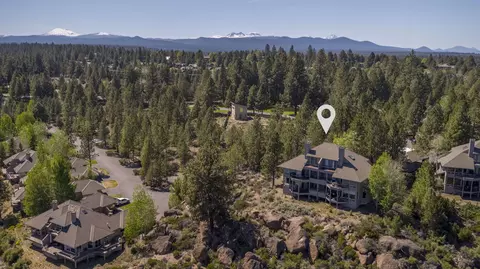 View/Area - 19717 SW Mount Bachelor Dr UNIT 313, Bend, OR 97702 photo 5 of 5