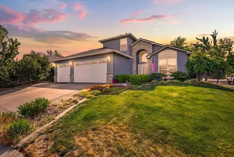 997 N Mountain Ave, Central Point, OR 97502