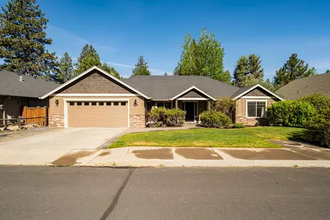 60807 Grand Targhee Dr, Bend, OR 97702