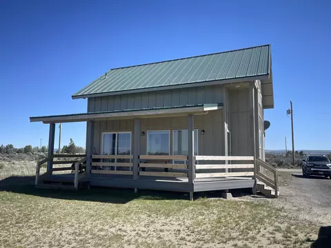 57655 Fall Rd, Christmas Valley, OR 97641