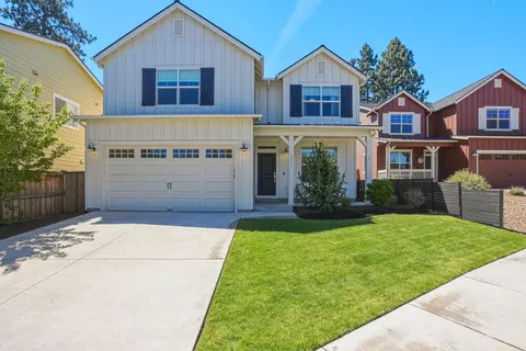 Exterior - 19987 Badger Rd, Bend, OR 97702 photo 8 of 8
