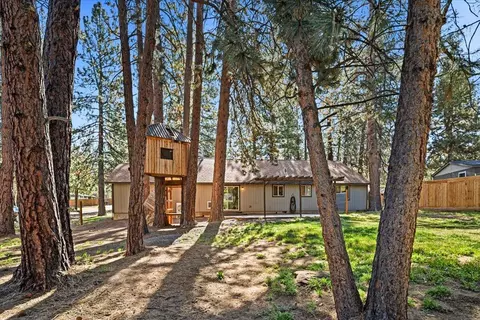 Exterior - 59665 Cheyenne Rd, Bend, OR 97702 photo 10 of 10