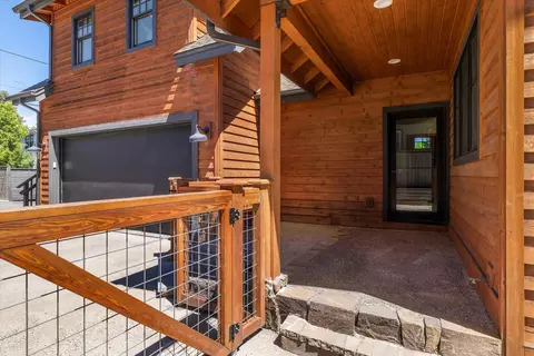 Exterior - 1252 NW Ithaca Ave, Bend, OR 97703 photo 6 of 7