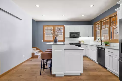 Kitchen - 1252 NW Ithaca Ave, Bend, OR 97703 photo 2 of 5