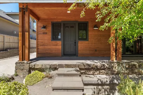 Exterior - 1252 NW Ithaca Ave, Bend, OR 97703 photo 3 of 7