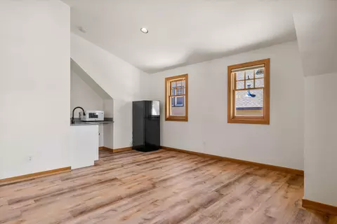 Living - 1252 NW Ithaca Ave, Bend, OR 97703 photo 4 of 4