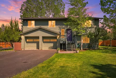 220 N Rope Pl, Sisters, OR 97759