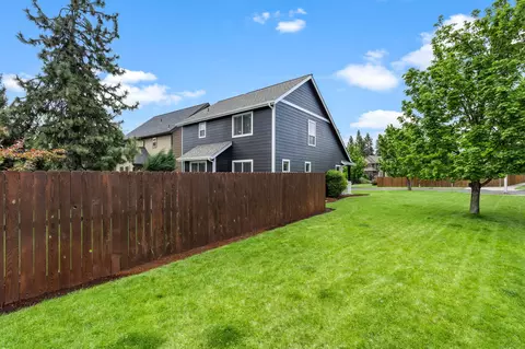 Exterior - 60999 Grand Targhee Dr, Bend, OR 97702 photo 8 of 8