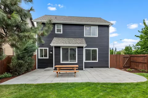 Exterior - 60999 Grand Targhee Dr, Bend, OR 97702 photo 5 of 8