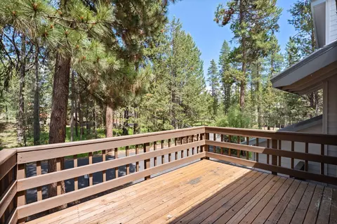 Exterior - 55681 Wagon Master Way, Bend, OR 97707 photo 9 of 10