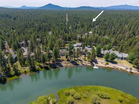 View/Area - 55681 Wagon Master Way, Bend, OR 97707 photo 1 of 7