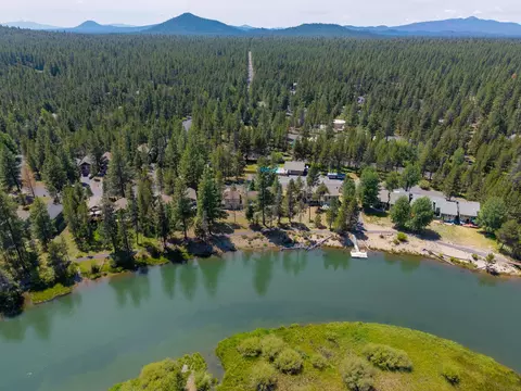 View/Area - 55681 Wagon Master Way, Bend, OR 97707 photo 7 of 7