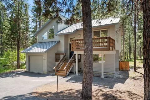 Exterior - 55681 Wagon Master Way, Bend, OR 97707 photo 2 of 10