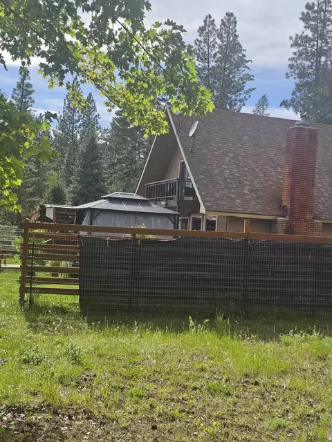 27233 Rocky Point Rd, Klamath Falls, OR 97601