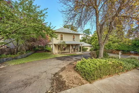 75 Wimer St, Ashland, OR 97520