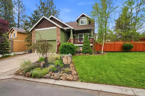 61153 Ridgewater Loop, Bend, OR 97702
