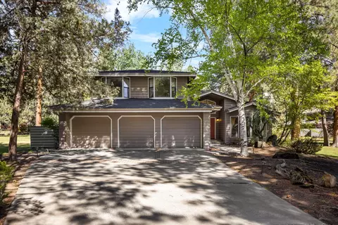 20430 Snowmass Ct, Bend, OR 97702