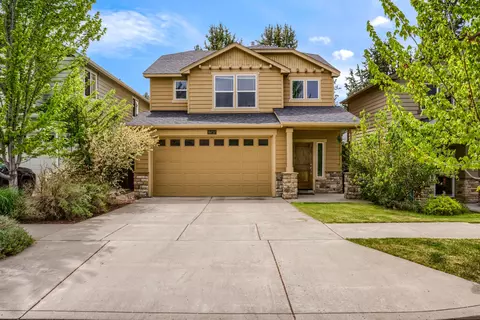 19737 Aspen Meadows Dr, Bend, OR 97702