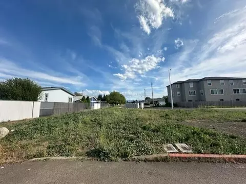 7842 Houston Loop, White City, OR 97503