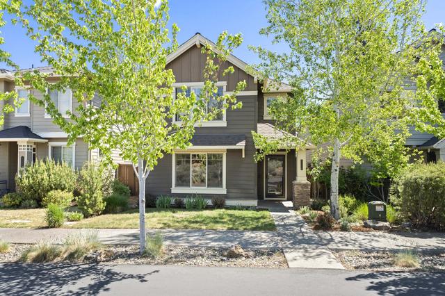 61138 SE Sydney Harbor Dr, Bend, OR 97702