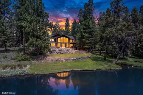 17267 Kingsburg Rd, Bend, OR 97707