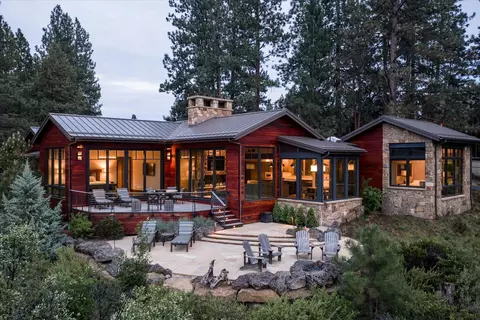 Exterior - 19472 Pine Dr, Bend, OR 97702 photo 9 of 9