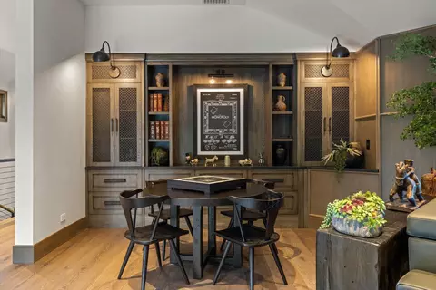 Dining - 19472 Pine Dr, Bend, OR 97702 photo 3 of 4