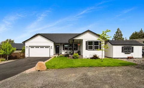 4232 SW Umatilla Ave, Redmond, OR 97756